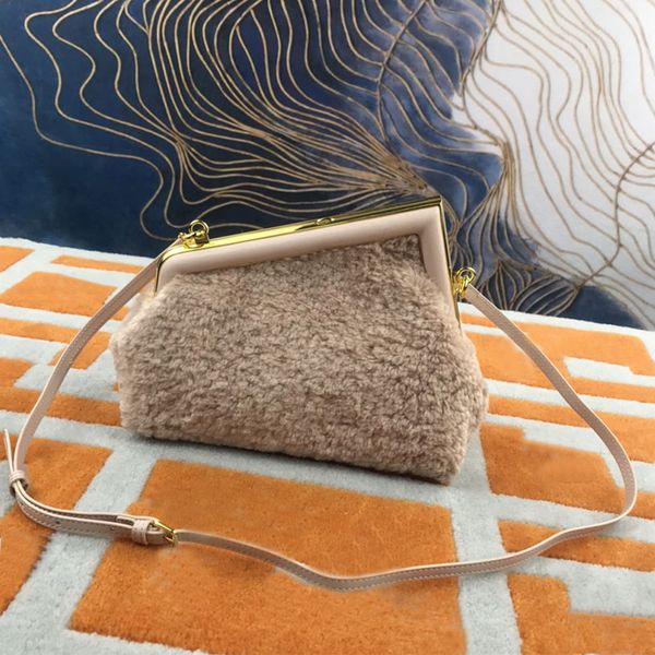 shoulder bags designer retro crescent inner bag bottom metal multicolor half moon bag luxury clutch
shoulder bags designer retro crescent inner bag bottom metal multicolor half moon bag luxury clutch