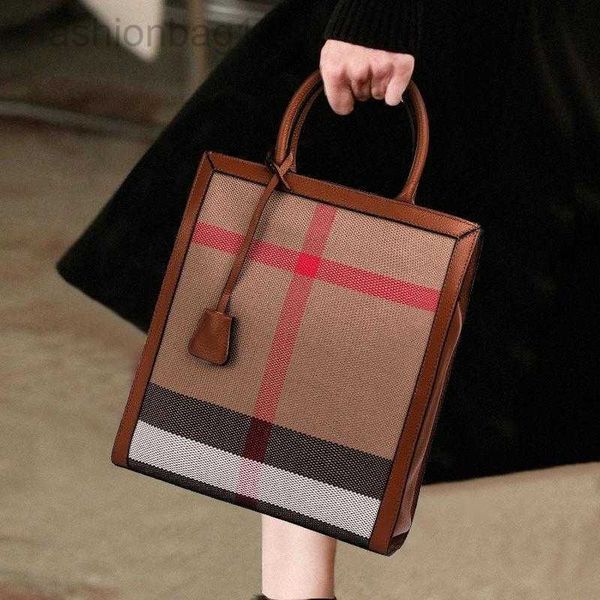 handbags new tote fashion designer burbrerys leisure women large capacity leather womens bag trend diagonal straddle versatile leather la 5l
handbags new tote fashion designer burbrerys leisure women large capacity leather womens bag trend diagonal straddle versatile leather la 5l