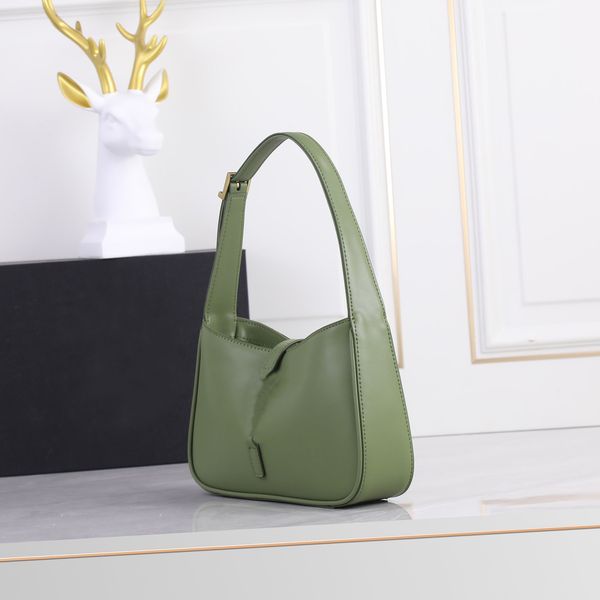 2023 classic designer women's shoulder bag brand luxury multicolor fashion letter handbag
2023 classic designer women's shoulder bag brand luxury multicolor fashion letter handbag