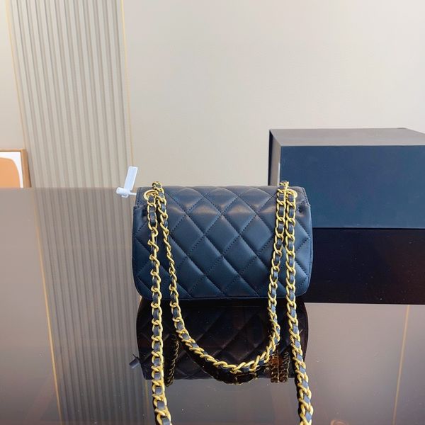 bag ccity new designer 9a women's leather shoulder bag badge chain bag luxury bag messenger bag underarm bag flap bag
bag ccity new designer 9a women's leather shoulder bag badge chain bag luxury bag messenger bag underarm bag flap bag