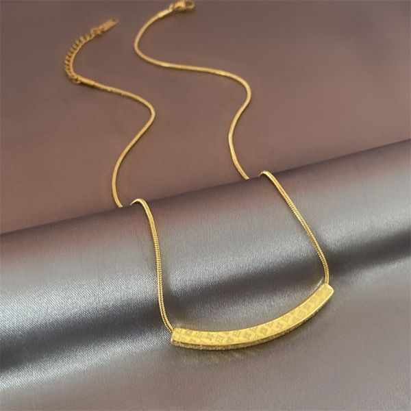 circle pendant necklace fashion jewelry crystal pendan breastmilk jewelry necklaces designer smile necklace hip-hop style diamond-encrusted, Silver
circle pendant necklace fashion jewelry crystal pendan breastmilk jewelry necklaces designer smile necklace hip-hop style diamond-encrusted, Silver