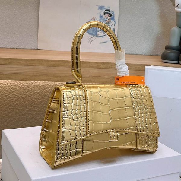 brand tote bag designer bags luxurys hourglass bag crossbody handbag leather 19cm shoulder women totes fashion handle handbags love messenge
brand tote bag designer bags luxurys hourglass bag crossbody handbag leather 19cm shoulder women totes fashion handle handbags love messenge