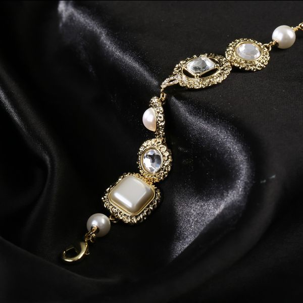 2023 jewelry single bracelet fashion designer luxury style female vintage pearl bracelet adjustable girl elegant fashion jewelry no box, Golden;silver
2023 jewelry single bracelet fashion designer luxury style female vintage pearl bracelet adjustable girl elegant fashion jewelry no box, Golden;silver