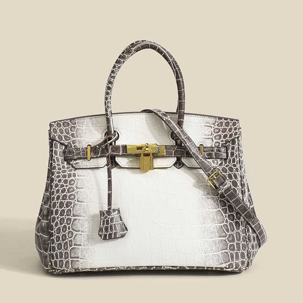 2023 new shoulder bags 59%off women's leather high-grade portable versatile shoulder messenger bag lady casual cross-body handbags fasc
2023 new shoulder bags 59%off women's leather high-grade portable versatile shoulder messenger bag lady casual cross-body handbags fasc