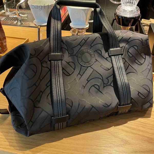 tote designers handbags burbrerys bur large capacity new fitness bag travel nylon computer men's one shoulder messenger fabric lightwei
tote designers handbags burbrerys bur large capacity new fitness bag travel nylon computer men's one shoulder messenger fabric lightwei