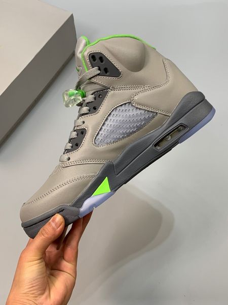 2023 returns 5s basketball shoes jumpman 5 green bean silver flint green men women outdoor lifestyle casual streetwear
2023 returns 5s basketball shoes jumpman 5 green bean silver flint green men women outdoor lifestyle casual streetwear