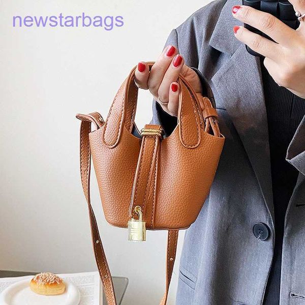 designer herme picotin lock bags for sale baobao women's 2023 new ins net red mini vegetable basket bag advanced feeling pu hand messen
designer herme picotin lock bags for sale baobao women's 2023 new ins net red mini vegetable basket bag advanced feeling pu hand messen