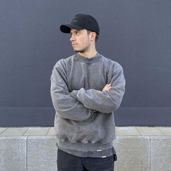 2023 men's and women's hoodies fashion western european brand designer represne washed round neck used high street vintage autumn, Black
2023 men's and women's hoodies fashion western european brand designer represne washed round neck used high street vintage autumn, Black