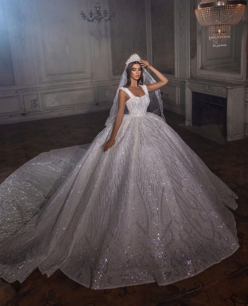 luxury ball gown wedding dresses sleeveless v neck straps sequins appliques beaded 3d lace hollow shiny ruffles bridal gowns plus size custo, White
luxury ball gown wedding dresses sleeveless v neck straps sequins appliques beaded 3d lace hollow shiny ruffles bridal gowns plus size custo, White