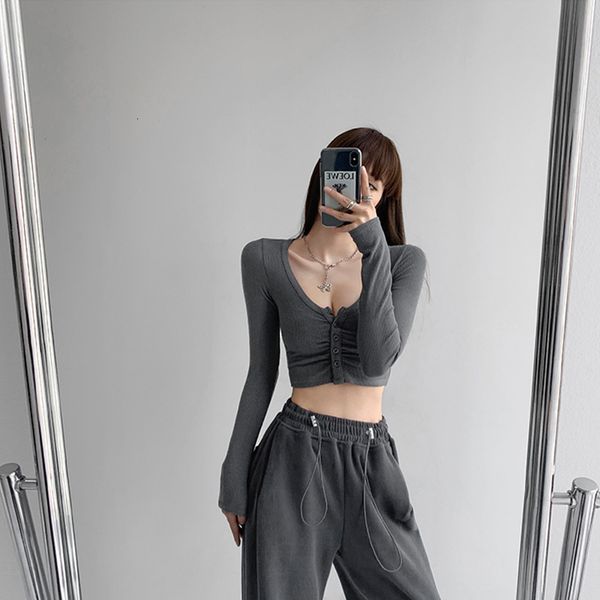 women's blouses shirts 2023 korean slim vneck long sleeve bottomedwomens expose the navel cardigan solidcolor open knitted 230223, White
women's blouses shirts 2023 korean slim vneck long sleeve bottomedwomens expose the navel cardigan solidcolor open knitted 230223, White