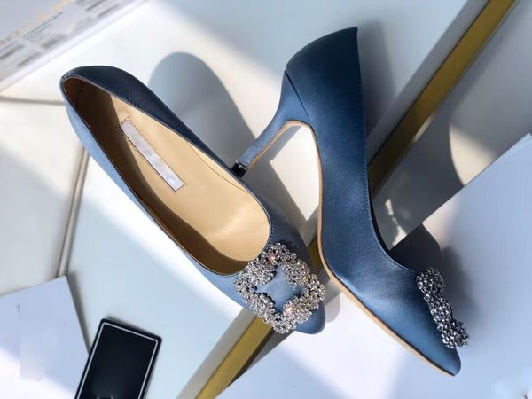 elegant womens pumps sandal crystal-embellished stain pump shoes spool hangisi high heels brands designers dress heeled wedding footwear35-4, Black
elegant womens pumps sandal crystal-embellished stain pump shoes spool hangisi high heels brands designers dress heeled wedding footwear35-4, Black