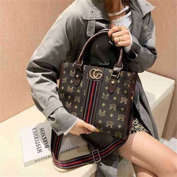32% off handbag 2023 fashion women's bag leather quality handbag large capacity women's spring leisure handbag red texture broadba
32% off handbag 2023 fashion women's bag leather quality handbag large capacity women's spring leisure handbag red texture broadba