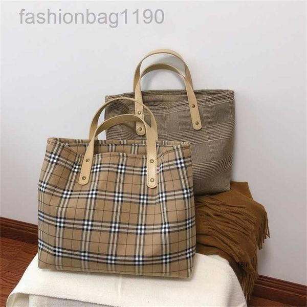 tote designer burbrerys women handbags bags british new style retro bag versatile office bag environmental protection travel bag one sho sw2
tote designer burbrerys women handbags bags british new style retro bag versatile office bag environmental protection travel bag one sho sw2