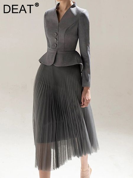 two piece dress deat fashion women's 2 pcs set vneck long sleeve spliced grey blazer loose high waist folds skirt suits autumn 2023 230, White
two piece dress deat fashion women's 2 pcs set vneck long sleeve spliced grey blazer loose high waist folds skirt suits autumn 2023 230, White