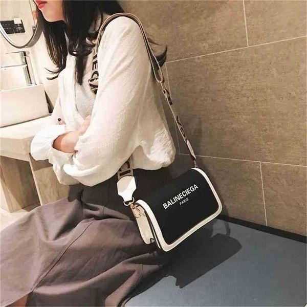 clearance outlets online handbag explosive models handbags canvas printed small square belt sales
clearance outlets online handbag explosive models handbags canvas printed small square belt sales