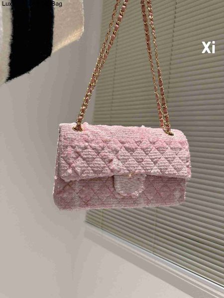 cc cross body 2023 bag shoulder fashionable lady chain designer handbags classic woven leather quilted bag
cc cross body 2023 bag shoulder fashionable lady chain designer handbags classic woven leather quilted bag