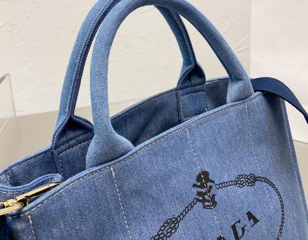 2023 trend women handbag tote shopping bag handbags linen large beach bags designer travel crossbody shoulder satchel wallet
2023 trend women handbag tote shopping bag handbags linen large beach bags designer travel crossbody shoulder satchel wallet