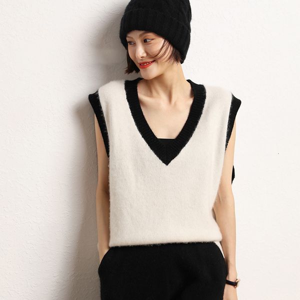 women's tanks camis luxury and elegant highend cashmere vest south korea fashion lazy wind large winter wear warm of charge 230223, White
women's tanks camis luxury and elegant highend cashmere vest south korea fashion lazy wind large winter wear warm of charge 230223, White