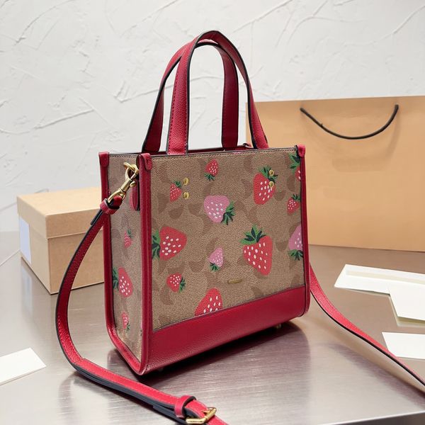 the tote bag designer tote bages women handbag designers womens fashion classic large capacity lady strawberry pattern handbags
the tote bag designer tote bages women handbag designers womens fashion classic large capacity lady strawberry pattern handbags