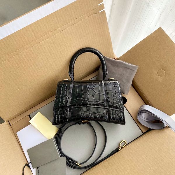 designer genuine leather mini hourglass clutch bag 2 size women's mens handle with shoulder crossbody strap bags luxury alligator chain
designer genuine leather mini hourglass clutch bag 2 size women's mens handle with shoulder crossbody strap bags luxury alligator chain