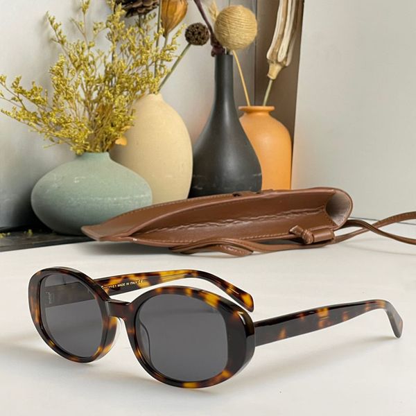 small face frame oval sunglasses for women and men summer 40212 style anti-ultraviolet retro plateturtle black rivet glasees fashion party s, White;black
small face frame oval sunglasses for women and men summer 40212 style anti-ultraviolet retro plateturtle black rivet glasees fashion party s, White;black