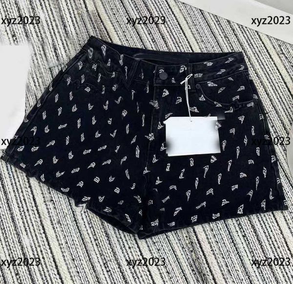 women shorts lady pants girl bottoms summer product size s- diamond design fashion new arrivals feb23, White;black
women shorts lady pants girl bottoms summer product size s- diamond design fashion new arrivals feb23, White;black