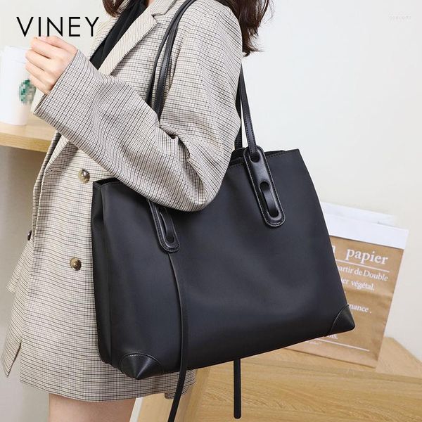 shoulder bags spring large-capacity women's tote bag commuting oxford cloth all-match underarm women
shoulder bags spring large-capacity women's tote bag commuting oxford cloth all-match underarm women