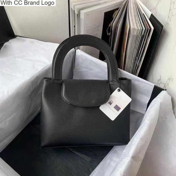 cc cross body 7a tote designer bag 5a quality bag fashion totes wallet magnetic metal pendant purses shoulder bags womens crossbody handbags
cc cross body 7a tote designer bag 5a quality bag fashion totes wallet magnetic metal pendant purses shoulder bags womens crossbody handbags