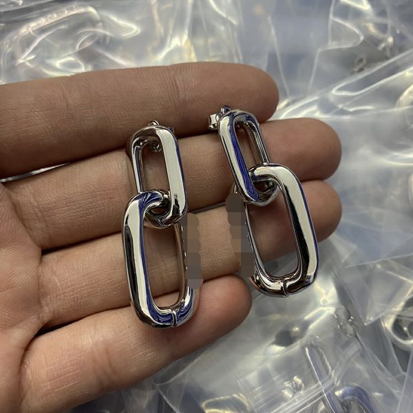 women hoops earrings fashion womens big circle simple earring jewelry luxurys designer earrings letter v stud earring wholesale e-058, Golden;silver
women hoops earrings fashion womens big circle simple earring jewelry luxurys designer earrings letter v stud earring wholesale e-058, Golden;silver