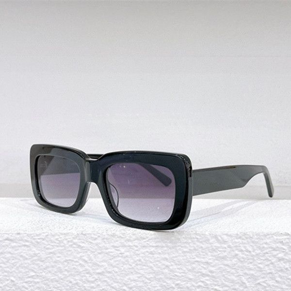 sunglasses for men women summer marfa style anti-ultraviolet retro plate full frame glasses random box, White;black
sunglasses for men women summer marfa style anti-ultraviolet retro plate full frame glasses random box, White;black