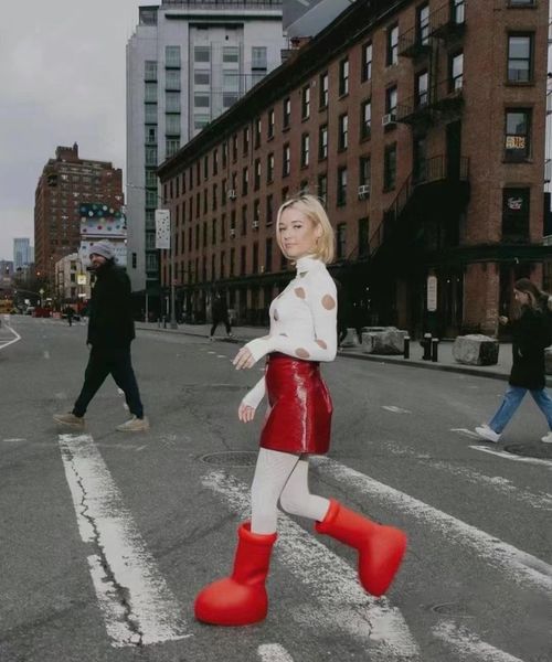 2023 mschf men women rain boots designers big red boot thick bottom non-slip booties rubber platform bootie fashion astro boy size 35-46, Black
2023 mschf men women rain boots designers big red boot thick bottom non-slip booties rubber platform bootie fashion astro boy size 35-46, Black