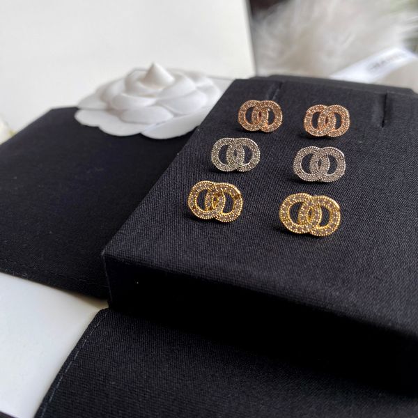 2023 stud designer earrings fashion party earrings for wedding gifts with box, Golden;silver
2023 stud designer earrings fashion party earrings for wedding gifts with box, Golden;silver