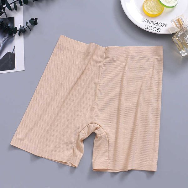 women's safety pants new ice silk traceless women's breathable underwear summer thin anti light three point leggings straight, Black;white
women's safety pants new ice silk traceless women's breathable underwear summer thin anti light three point leggings straight, Black;white