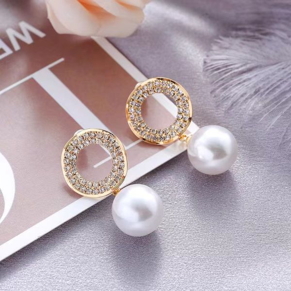 s925 silver needle full diamond design sense pearl earrings temperament sweet fashion ol ring earrings hong kong style personality earrings, Golden
s925 silver needle full diamond design sense pearl earrings temperament sweet fashion ol ring earrings hong kong style personality earrings, Golden