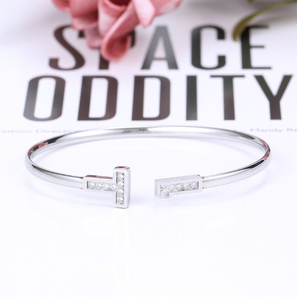 classic bangle open bracelet titanium steel inlaid diamond letter t men and women bracelets luxury designer gift wedding party jewelry, Black
classic bangle open bracelet titanium steel inlaid diamond letter t men and women bracelets luxury designer gift wedding party jewelry, Black
