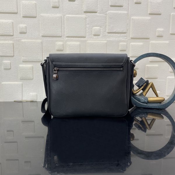 male business single shoulder lapbag cross section briefcase computer package inclined bag mens women briefcases satchel luxury girls boys e
male business single shoulder lapbag cross section briefcase computer package inclined bag mens women briefcases satchel luxury girls boys e