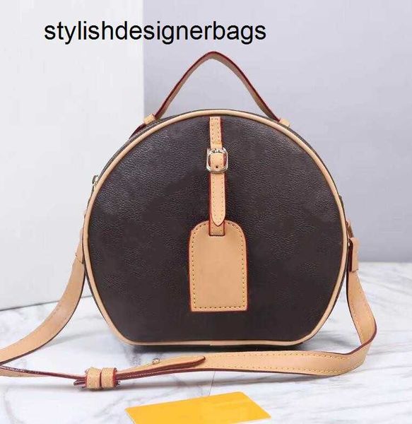 circular design fashion women shoulder bag leather women's crossbody messenger bags ladies purse female round bolsa handbag 48/23
circular design fashion women shoulder bag leather women's crossbody messenger bags ladies purse female round bolsa handbag 48/23