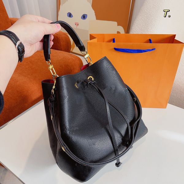 designer bags bucket bag luxurys women genuine leather handbags flower purses lady crossbody bag tote brand letter drawstring bag
designer bags bucket bag luxurys women genuine leather handbags flower purses lady crossbody bag tote brand letter drawstring bag