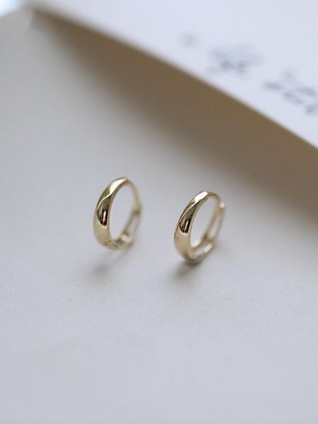 stud goldtutu pure 9k gold french delicacy gradient minimalist ins earrings are versatile and simple 230223, Golden;silver
stud goldtutu pure 9k gold french delicacy gradient minimalist ins earrings are versatile and simple 230223, Golden;silver
