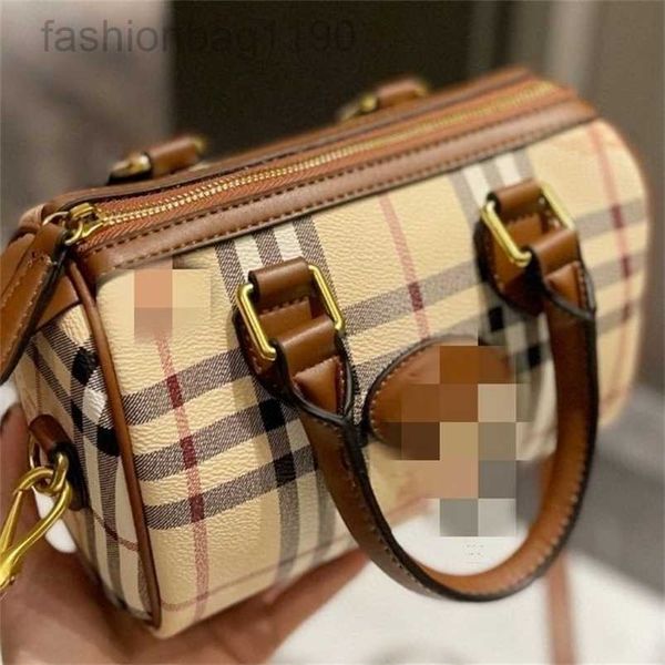 war handbags new women tote medievalboston designer burbrerys horse plaid headcoat cow leather handheld pillo hi75
war handbags new women tote medievalboston designer burbrerys horse plaid headcoat cow leather handheld pillo hi75