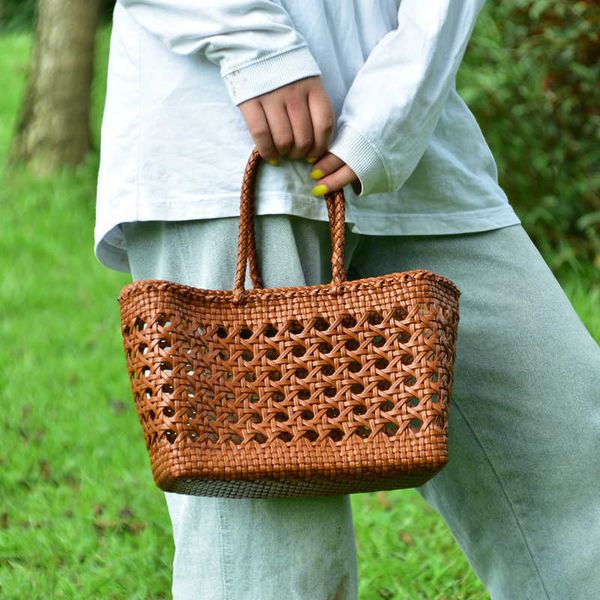 beach bags french woven bag leather hollowed-out vegetable basket ins net red women's bag 230223
beach bags french woven bag leather hollowed-out vegetable basket ins net red women's bag 230223