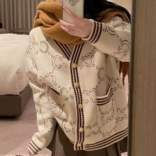 2023 woman outerwear sweaters jackets slim sweatshirts womens designers jacket black white long sleeve coats size, White;black
2023 woman outerwear sweaters jackets slim sweatshirts womens designers jacket black white long sleeve coats size, White;black