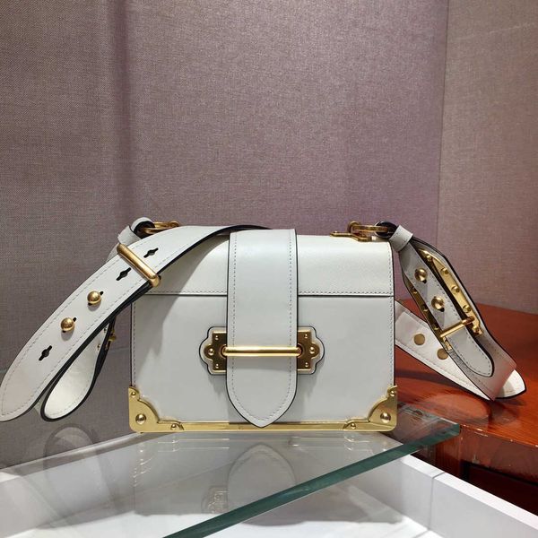 shoulder bags designer small symbole triangle jacquard fabric womens luxury single fashion bag crobody summer ladies wallet
shoulder bags designer small symbole triangle jacquard fabric womens luxury single fashion bag crobody summer ladies wallet
