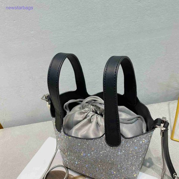 designer h home picotin lock bags for sale light luxury bag 2023 new spring product temperament versatile water drill portable cro ood5 
designer h home picotin lock bags for sale light luxury bag 2023 new spring product temperament versatile water drill portable cro ood5