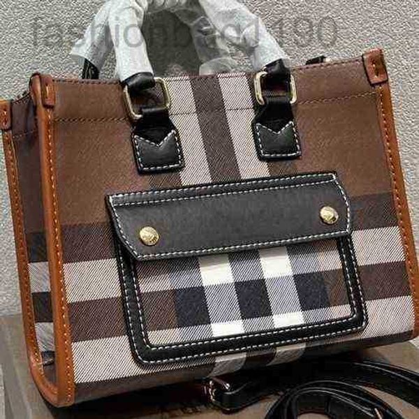 tote new tote designer bags burbrery bag bbr messenger college style handbag large capacity checkered classic gift box packagin s2u4
tote new tote designer bags burbrery bag bbr messenger college style handbag large capacity checkered classic gift box packagin s2u4