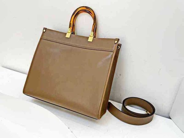 fbag evening bag tote shoulder bags luxury simple crossbody women's brand designer leather large-capacity handbag letter decoration wal
fbag evening bag tote shoulder bags luxury simple crossbody women's brand designer leather large-capacity handbag letter decoration wal
