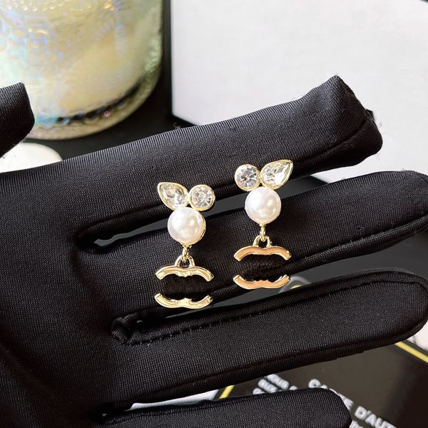 18k gold stamp charm earrings desinger womens love earrings vintage love jewelry design for women europe luxury wedding party couple accesso, Golden
18k gold stamp charm earrings desinger womens love earrings vintage love jewelry design for women europe luxury wedding party couple accesso, Golden
