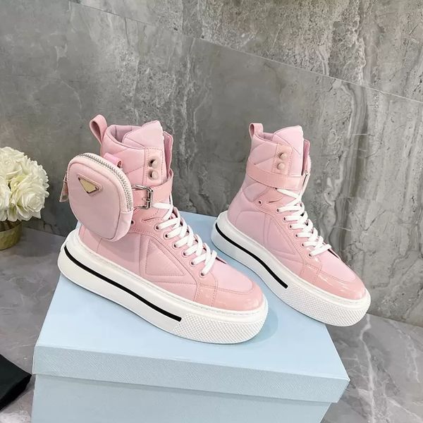 casual short boots small bag classic womens shoes triangle buckle decoration thick soled motorcycle boot lace up martin boots designer flat, Black
casual short boots small bag classic womens shoes triangle buckle decoration thick soled motorcycle boot lace up martin boots designer flat, Black