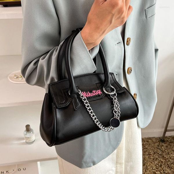 shoulder bags summer fashion leather niche metal chain large capacity women's bag messenger tote handbag side for ladies
shoulder bags summer fashion leather niche metal chain large capacity women's bag messenger tote handbag side for ladies
