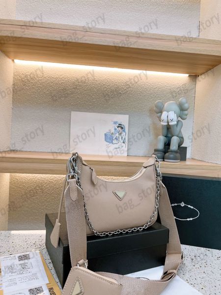 hobo ladies brand luxury postman chain underarm bag hobo coin pouch 3 in 1 designer one shoulder handheld leather
hobo ladies brand luxury postman chain underarm bag hobo coin pouch 3 in 1 designer one shoulder handheld leather